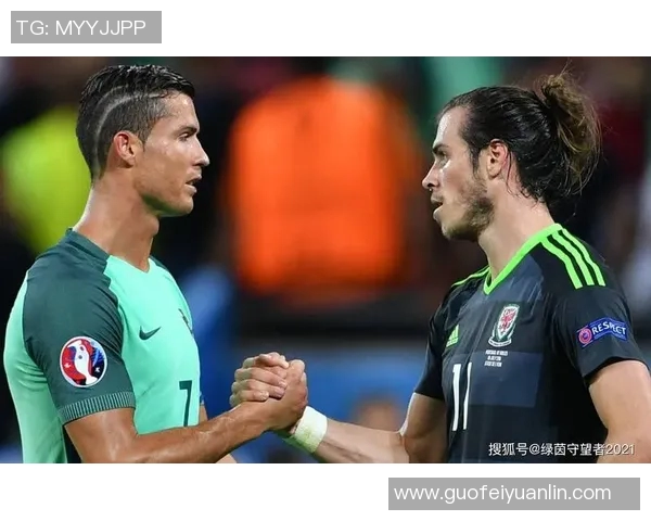 足球巨星温情时刻 聚焦球星家庭生活背后的真实故事